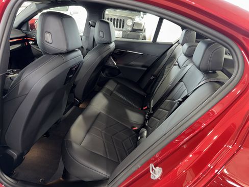 Used 2025 BMW 530i w/ M Sport Package image 15