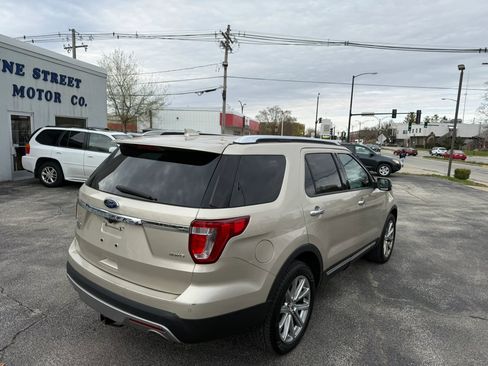 Used 2017 Ford Explorer Limited image 5