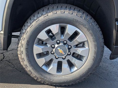New 2026 Chevrolet Silverado 2500 Custom w/ Custom Value Package AWD/4WD image 22