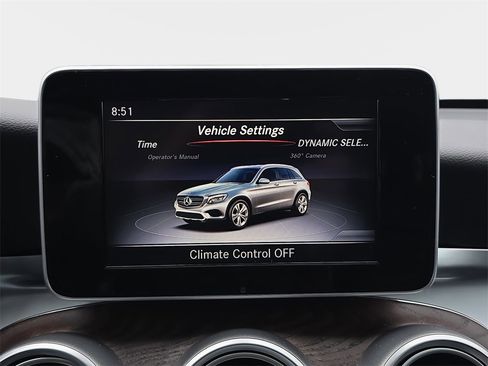 Used 2019 Mercedes-Benz GLC 300 4MATIC image 24