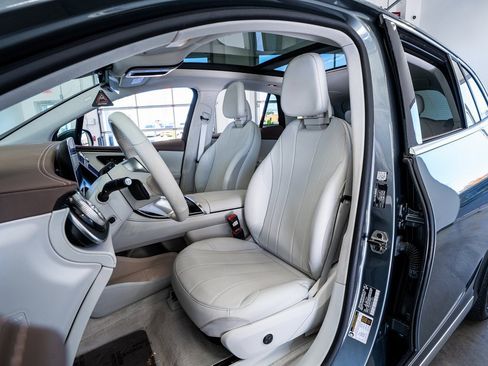 Used 2023 Mercedes-Benz EQE 350+ SUV w/ AMG Line Exterior Package image 39