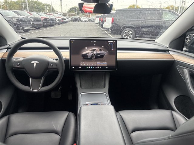Used 2024 Tesla Model Y Long Range AWD/4WD image 20