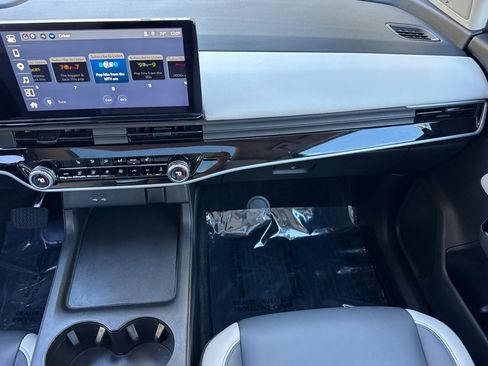 Used 2024 Honda Prologue Touring image 19