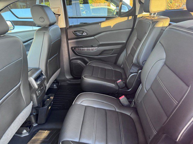 Used 2021 GMC Acadia Denali w/ Denali Ultimate Package AWD/4WD image 5
