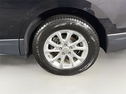 Used 2021 Chevrolet Equinox LS w/ LS Convenience Package FWD image 34