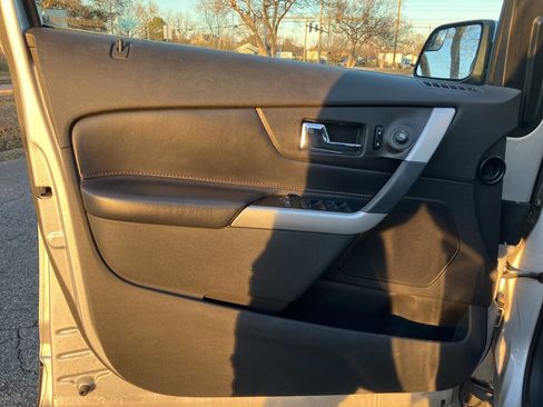 Used 2013 Ford Edge Limited image 12