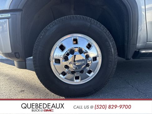 Used 2024 GMC Sierra 3500 Denali w/ Denali Reserve Package image 7