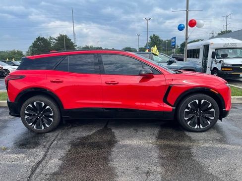 Used 2024 Chevrolet Blazer EV RS AWD/4WD image 2
