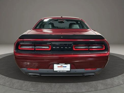 Used 2018 Dodge Challenger SXT Plus image 4