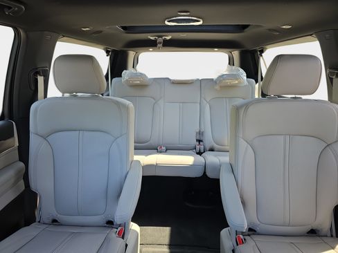 New 2026 Jeep Grand Wagoneer L 4WD image 35