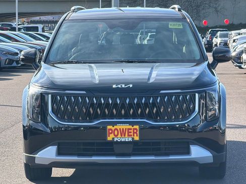 New 2026 Kia Carnival EX image 3