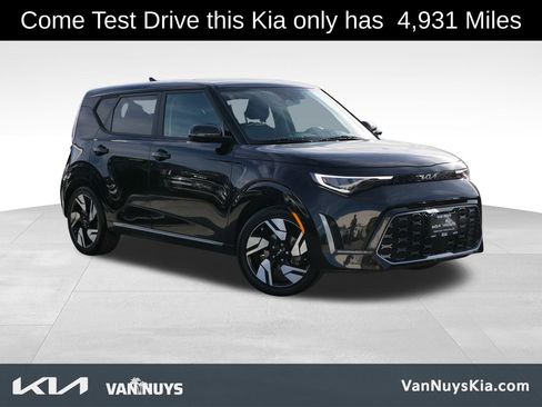 Used 2023 Kia Soul GT-Line w/ GT-Line Technology Package image 1