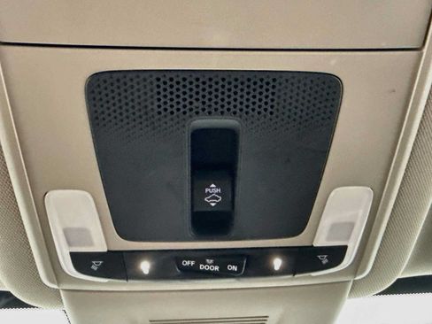 Used 2025 Honda CR-V EX image 14