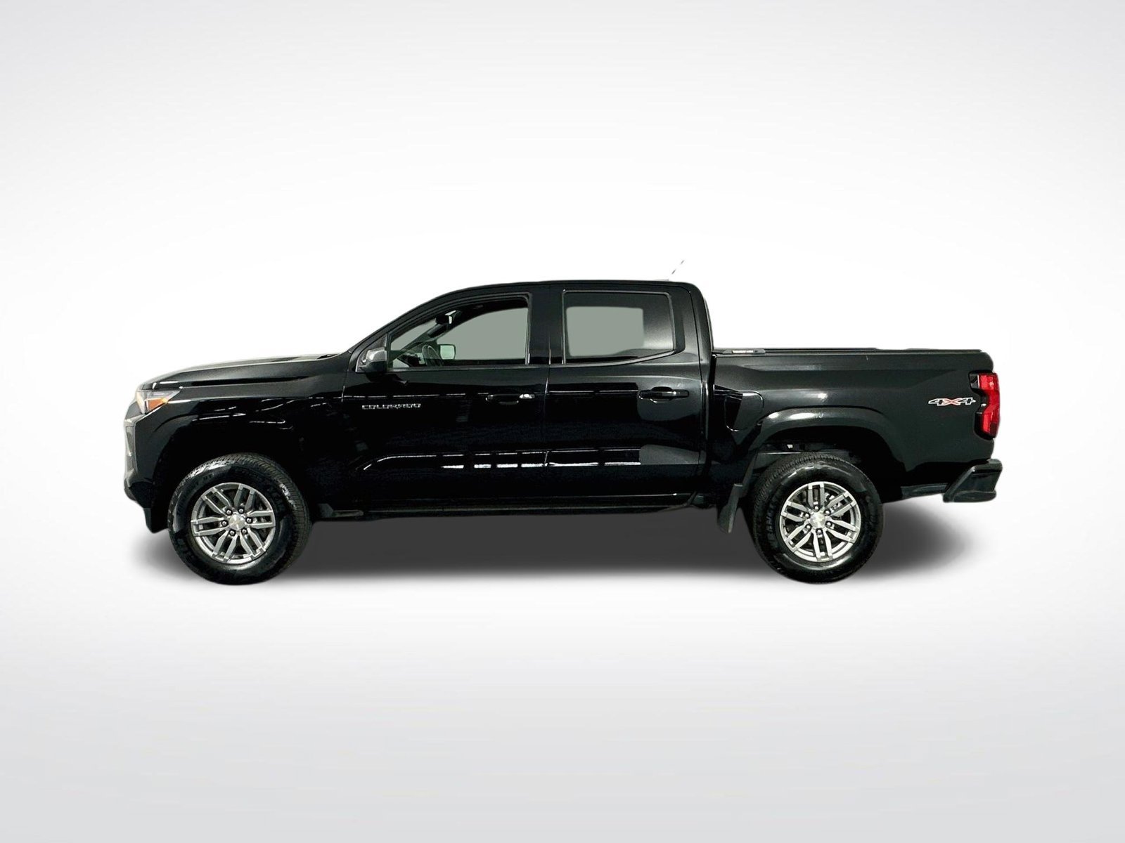 Used 2024 Chevrolet Colorado LT w/ LT Convenience Package AWD/4WD image 5