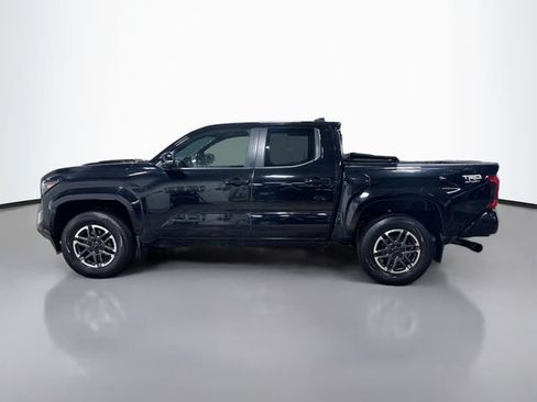 Used 2024 Toyota Tacoma TRD Sport AWD/4WD image 8