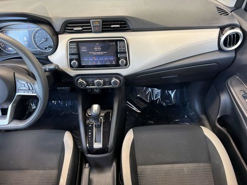 Used 2021 Nissan Versa SV FWD image 26