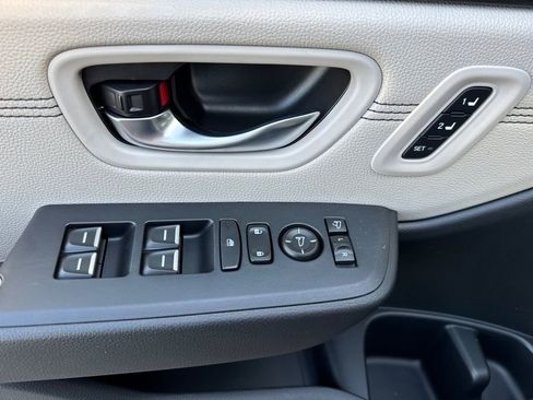 New 2026 Honda Pilot Touring image 10