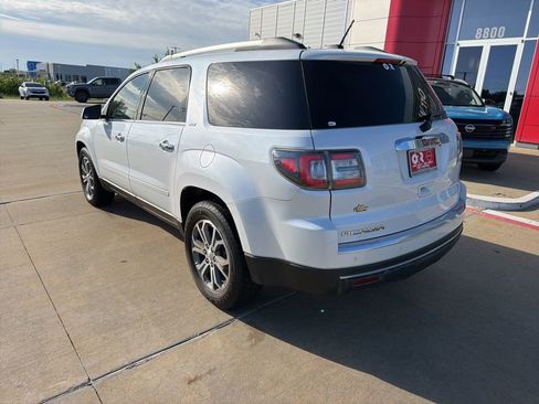 Used 2016 GMC Acadia SLT image 3