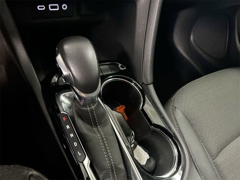 Used 2023 Buick Encore GX Select w/ Safety Package II image 16