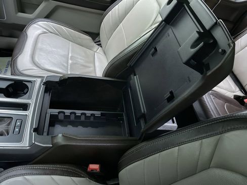 Used 2019 Ford F150 Limited w/ Trailer Tow Package image 26