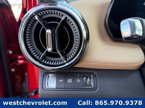 New 2026 Chevrolet Equinox ACTIV w/ LPO, Floor Liner Package AWD/4WD image 26