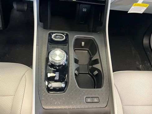 New 2025 Jeep Wagoneer S Limited AWD/4WD image 18