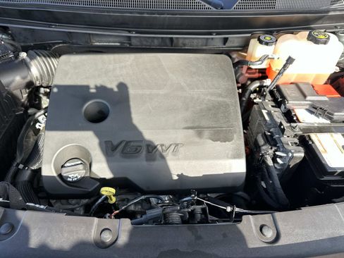 Certified 2023 Chevrolet Traverse LT image 10