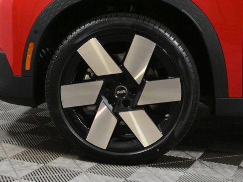 Certified 2025 MINI Cooper Countryman S image 12