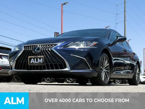 Used 2023 Lexus ES 350 w/ Premium Package FWD image 2