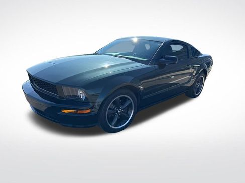 Used 2008 Ford Mustang GT Premium image 11