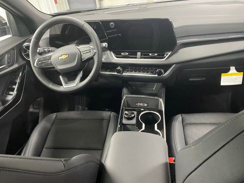 New 2026 Chevrolet Equinox LT image 17