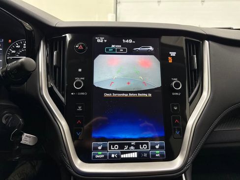 Used 2024 Subaru Outback Premium image 19