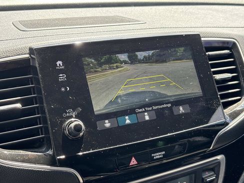 Used 2019 Honda Pilot Touring image 26