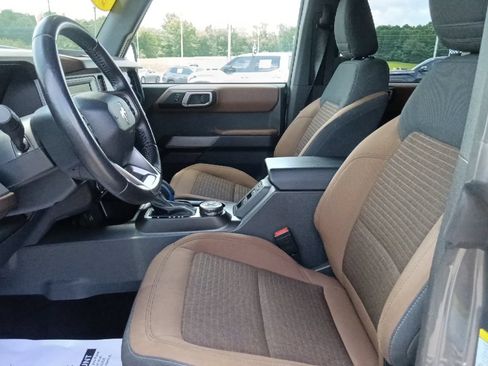 Used 2023 Ford Bronco Outer Banks AWD/4WD image 14