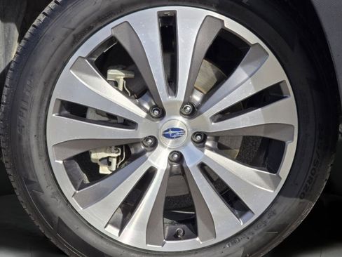 Used 2022 Subaru Ascent Limited w/ Technology Package image 36