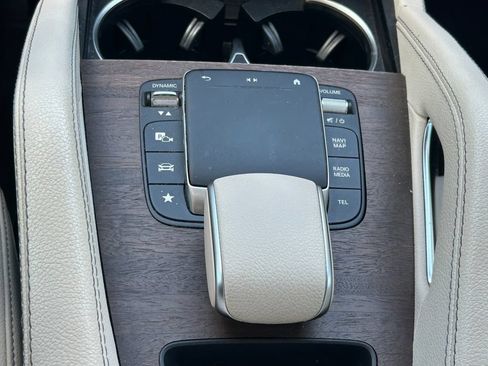 Used 2021 Mercedes-Benz GLE 350 image 30