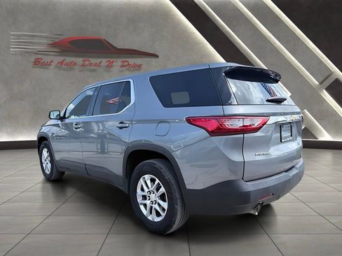 Used 2019 Chevrolet Traverse LS FWD image 16