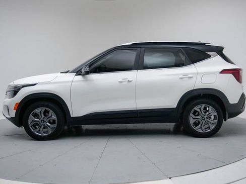 Used 2024 Kia Seltos S FWD image 3