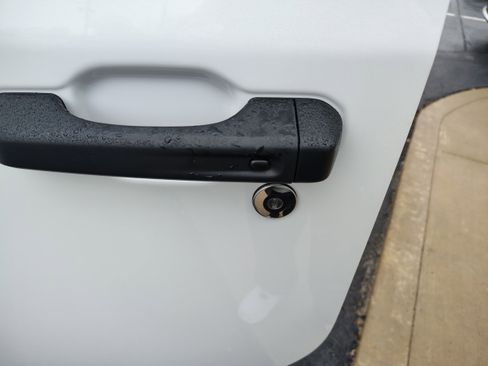 New 2026 Jeep Wrangler Unlimited Rubicon image 12