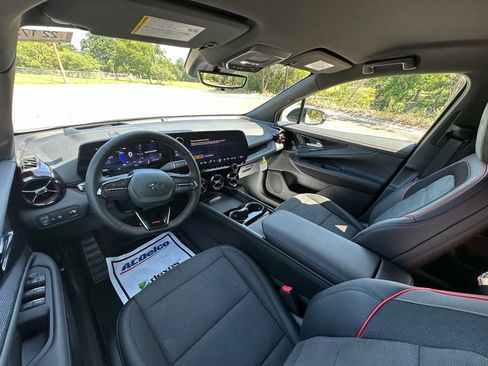 New 2025 Chevrolet Blazer EV RS image 41