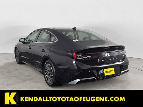 Used 2024 Hyundai Sonata Limited FWD image 7