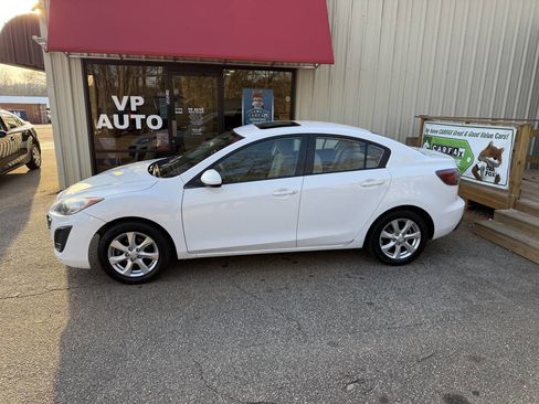 Used 2011 MAZDA MAZDA3 i Touring image 7