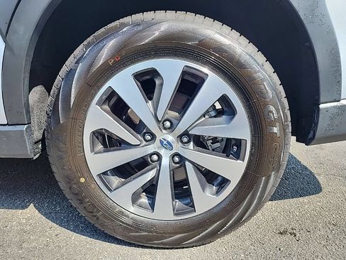 Certified 2024 Subaru Outback Premium AWD/4WD image 22