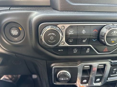 Used 2021 Jeep Wrangler Sport AWD/4WD image 14