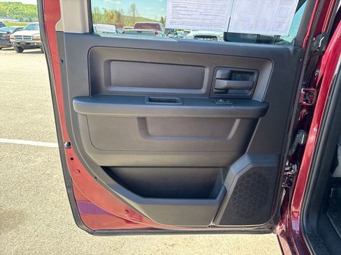 Used 2019 RAM 1500 Express w/ Wheel & Sound Group AWD/4WD image 18