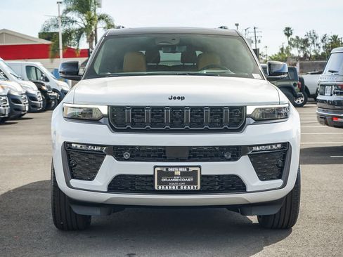 New 2026 Jeep Grand Cherokee L Summit image 2