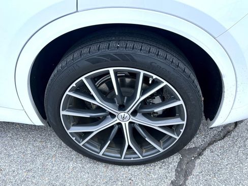 Used 2023 Maserati Grecale GT AWD/4WD image 22