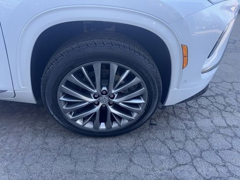 New 2026 Buick Enclave Avenir w/ Super Cruise Package image 10