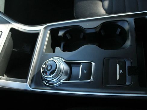 Used 2022 Ford Edge SE image 20