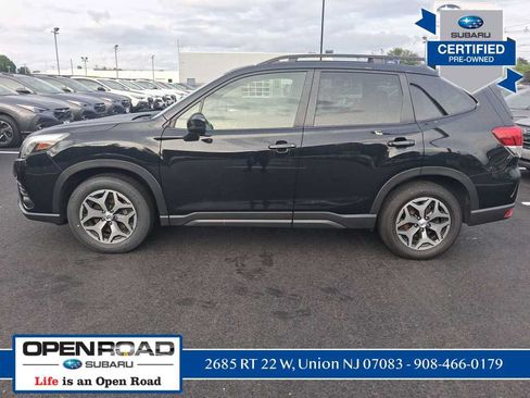 Certified 2023 Subaru Forester Premium AWD/4WD image 6